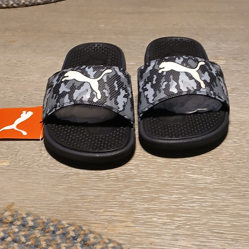 Puma Black and Gray Slide Sandals